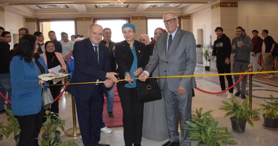 جامعة القاهرة الأهلية تحتفى ببدء الدراسة للفصل الدراسى الثانى 