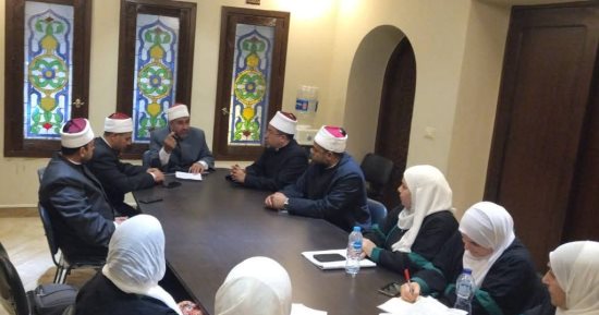 أوقاف جنوب سيناء تعقد اجتماعًا بالواعظات لمناقشة خطة شهر رمضان