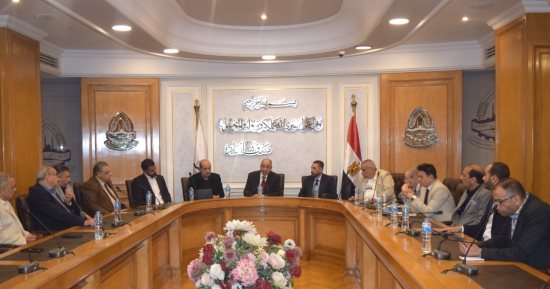 هيئة الشراء الموحد تتفق مع شعبة المستلزمات الطبية على سداد مستحقات المُوردين