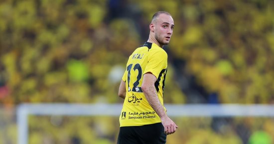 غموض مصير ميتاي من قمة الدوري السعودي بسبب جدته