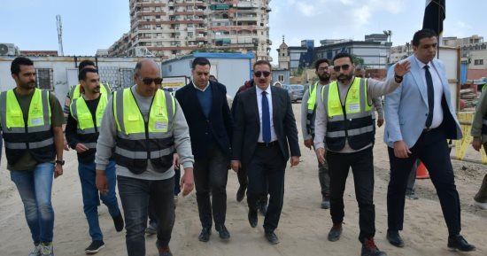 محافظ بورسعيد يتفقد استاد المصرى الجديد ويصرف 50 مليون جنيه لسرعة الإنجاز