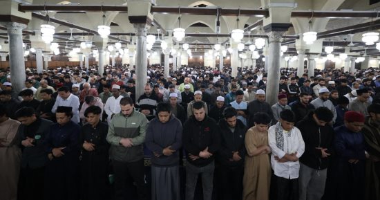 بأربع روايات للقرآن.. الجامع الأزهر يحيي أولى ليالي رمضان في صلاتي العشاء والتراويح
