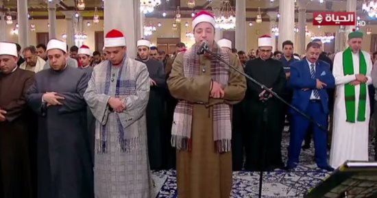 بث مباشر.. قناة الحياة تنقل صلاة التراويح من مسجد الإمام الحسين