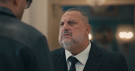 أولاد الراعي الحلقة 2.. موسى يتفاجأ بحضور راغب عزاء نجله ويطرد متولى