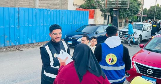 حماة الوطن بسوهاج يوزع آلاف الكراتين من السلع الغذائية على الأسر الأولى بالرعاية