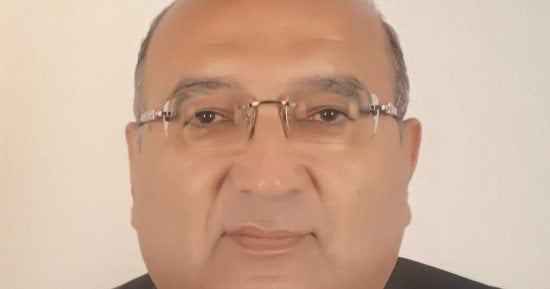 تعيين السفير عمرو رمضان رئيسا للجنة الوطنية لمكافحة الهجرة غير الشرعية