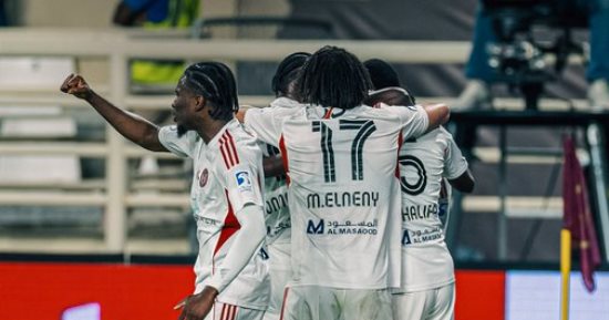 محمد النني يشارك في فوز الجزيرة على الوحدة بالدوري الإماراتي