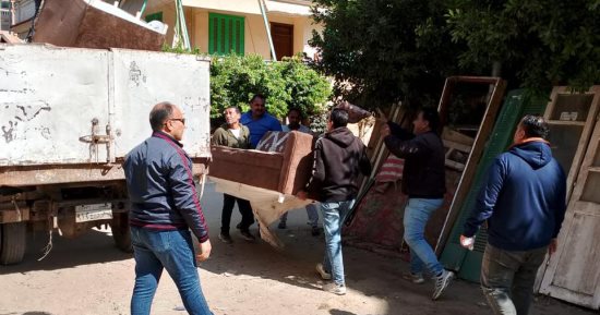حملات مكثفة لإزالة الإشغالات والمخالفات برأس البر
