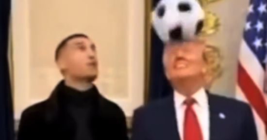 ترامب أثناء لعب الكرة مع كريستيانو رونالدو: نحتاجك فى أمريكا.. فيديو