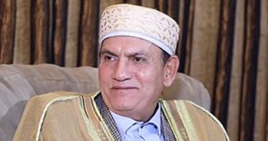 الحناجر الذهبية.. أحمد نعينع "طبيب القلوب" جمع بين مشرط الجراحة ونور التلاوة