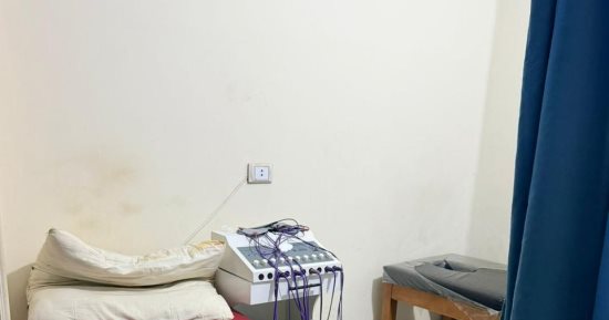 استصدار قرارات بالغلق والإنذار لـ22 منشأة مخالفة فى حملة للعلاج الحر بالإسماعيلية