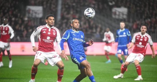 أولمبيك مارسيليا يسقط بثنائية أمام بريست في الدوري الفرنسي