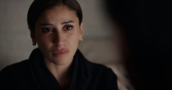 مسلسل اتنين غيرنا الحلقة 3.. شرارة الحب تشتعل بين دينا الشربيني وآسر ياسين.. نفور حسن من نور وعبء تواجدها في منزله يفتح بينهما طريق للتفاهم بعد نجاتها من محاولة انتحار.. واتفاق نور وحسن على موعد رومانسي