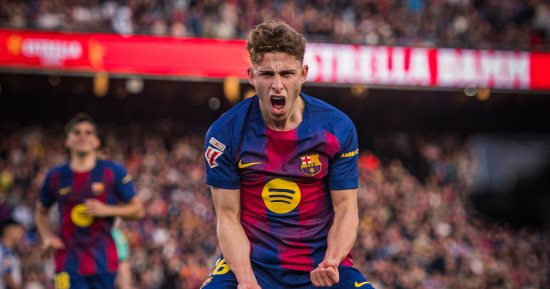 تشكيلة برشلونة تتخطى المليار يورو