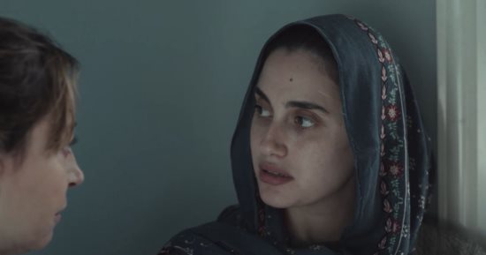 المسعف يخدع سارة يوسف فى الحلقة 5 من مسلسل صحاب الأرض