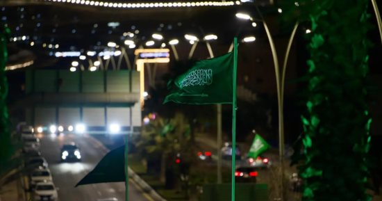 اللون الأخضر يزين المبانى الحكومية والمرافق العامة فى منطقة الباحة بالسعودية