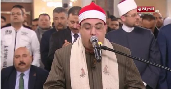 بث مباشر.. قناة الحياة تنقل صلاة التراويح من مسجد الإمام الحسين