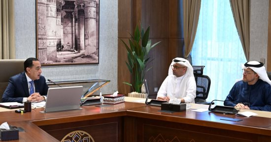 رئيس الوزراء يتابع مستجدات تنفيذ مشروع رأس الحكمة بالساحل الشمالى 