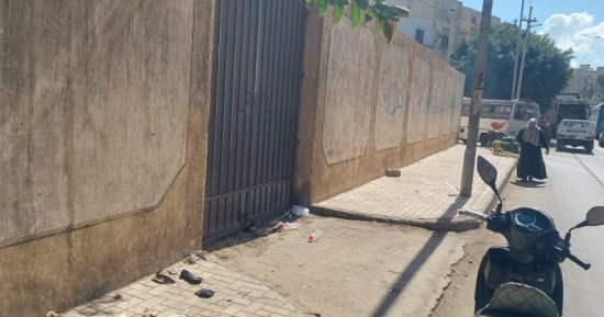 رفع الإشغالات من أمام صهريج الباب الأخضر الأثرى فى الإسكندرية