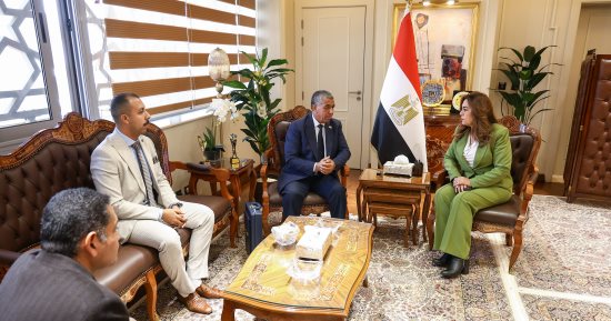 التنمية المحلية والبيئة: تسليم 42 مدفنا صحيا آمنا بالمحافظات