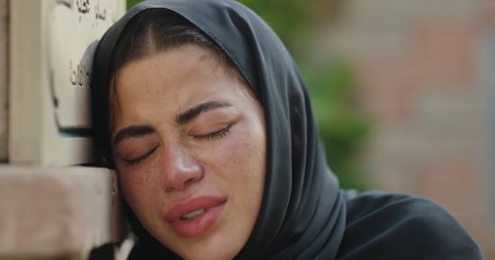 5 علامات إن حزنك زاد عن حده ومحتاج مساعدة زى روح فى مسلسل على كلاى