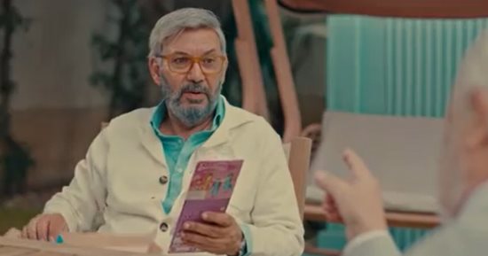 مسلسل فخر الدلتا الحلقة 7.. خالد زكي يهدى عابدين عروسة لعبة لابنته 