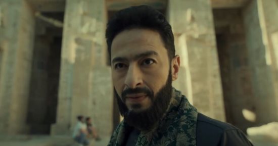 المداح الحلقة 8 على mbc.. حمادة هلال فى ورطة بعد فقد الحجر الثانى من لوح الزمرد