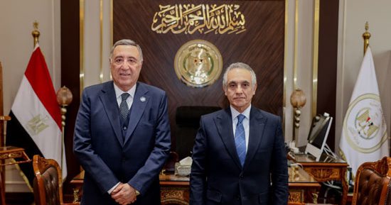 وزير العدل يستقبل رئيس المحكمة الدستورية العليا  