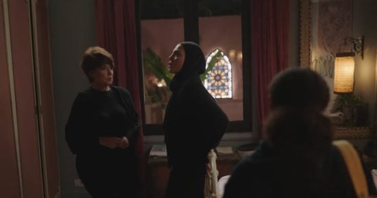 مسلسل توابع الحلقة 7 .. شهيرة تنتقل إلى شقة إخلاص وتعيش معها 