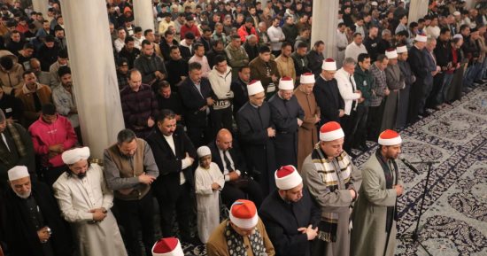كبار القراء ونجوم دولة التلاوة يحيون سابع ليالي رمضان بتلاوات ندية وابتهالات روحانية عطرة