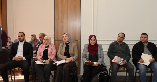 محافظ الإسماعيلية يؤكد فى أول لقاء بالمواطنين: التواصل المباشر أولوية