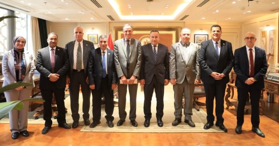 وزير التعليم العالى يؤكد دعم الدولة الكامل لتطوير الجامعات التكنولوجية