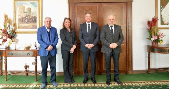 رئيس الأعلى للإعلام يجتمع مع رؤساء النقابات الفنية للاتفاق على متابعة وتقييم الموسم الرمضاني