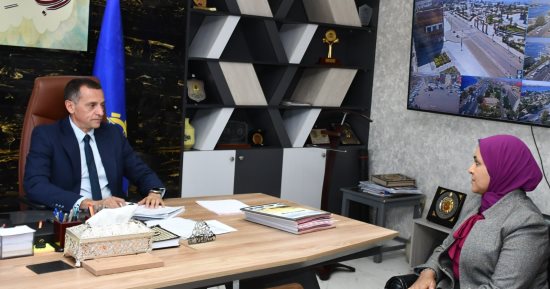 محافظ أسوان يكلف ولاء عرفة مستشارًا للمبادرات التنموية
