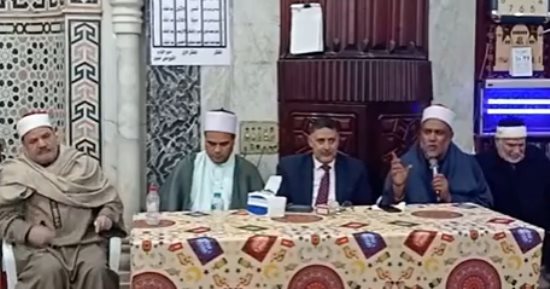 أداء صلاة التراويح وندوات عن صلة الرحم وابتهالات ومدائح نبوية بمساجد كفر الشيخ.. فيديو