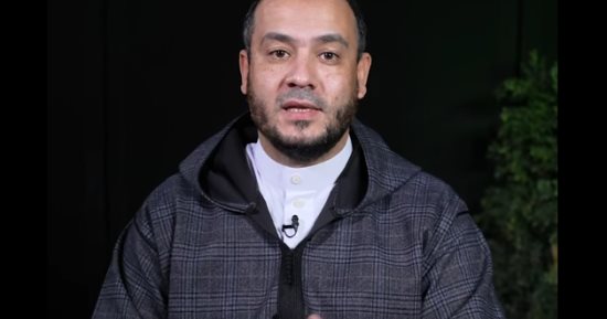الدين مش شعارات.. قصة رجل هندوسي تعلم الأخلاق مع الدكتور أحمد المالكي