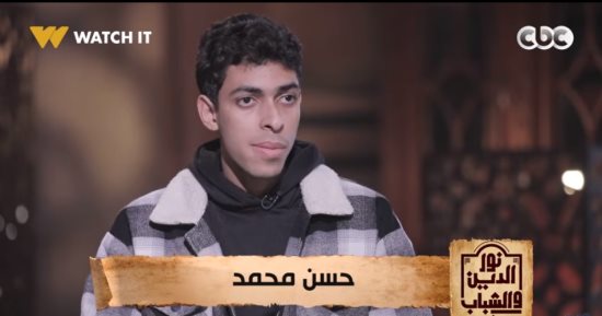 شاب لـ علي جمعة: السوشيال ميديا وسيلة فعالة لتبسيط العلوم