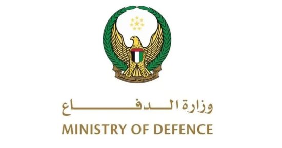 وزارة الدفاع الإماراتية تتعامل مع 3 مسيّرات دخلت الدولة من جهة الغرب