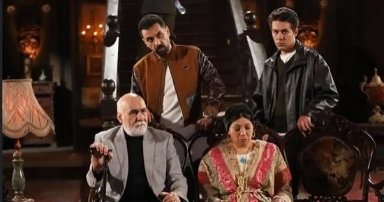 على طريقة مسلسل علي كلاي.. إزاي توظفي الأنتيكات فى الديكور بلا مبالغة؟