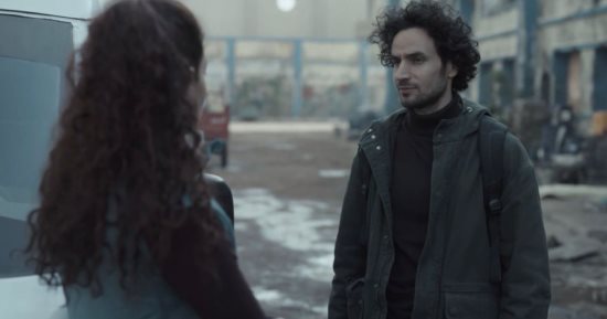 مسلسل صحاب الأرض الحلقة 11.. الصحفية تطلب من مجد الذهاب معه لإيجاد الحضانة