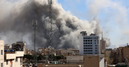 تقارير إيرانية: استهداف كلية الطيران فى أصفهان وسط البلاد