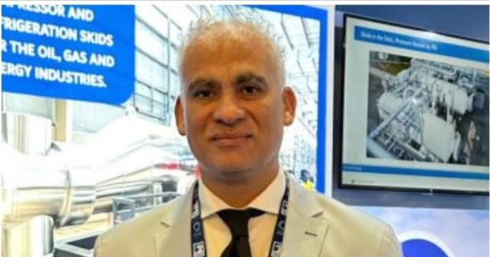أستاذ هندسة بترول: إغلاق مضيق هرمز يربك أسواق النفط وتوقعات بوصول البرميل لـ 90دولار