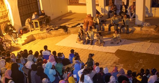 وزارة التضامن تواصل تقديم عروض مسرح المواجهة والتجوال لترسيخ القيم الإيجابية 