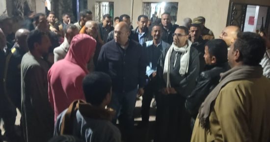 نائب محافظ الجيزة يجرى جولة ليلية فى أطفيح للوقوف على الحالة العامة للشوارع
