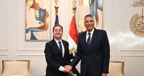 محافظ جنوب سيناء يستقبل السفير الفرنسى لبحث تعزيز التعاون المشترك