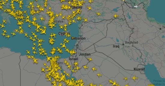 مصر للطيران تعلن بدء تشغيل رحلاتها بالتوقيت الشتوى وتهيب عملائها التواجد قبلها بوقت كاف