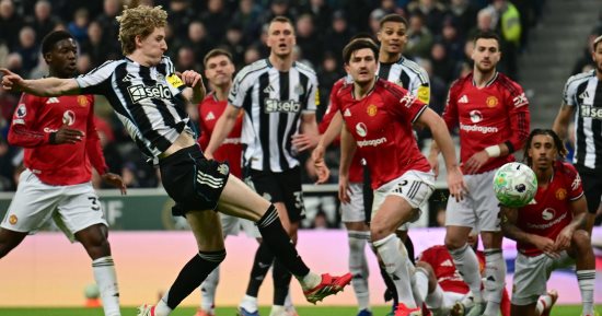 نيوكاسل يضرب مانشستر يونايتد 2-1 ويلحق أول خسارة بمايكل كاريك.. فيديو