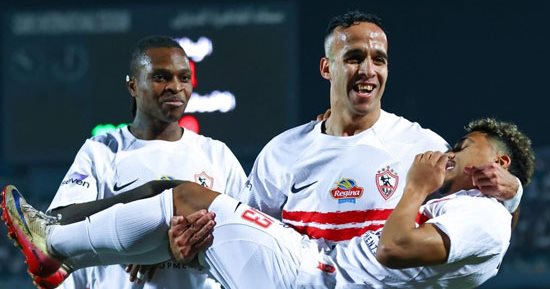 الزمالك ينهى الشوط الأول متقدما على الاتحاد السكندرى 1-0.. وحالتا طرد بالفريقين.. صور 