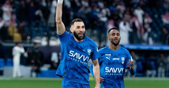 الفتح ضد الهلال.. كريم بنزيما يقود هجوم الزعيم فى الدورى السعودى