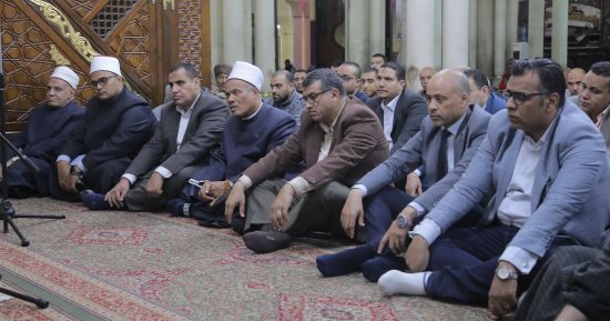 أوقاف قنا تحتفل بذكرى غزوة بدر من مسجد سيدي عبد الرحيم القنائي.. مباشر